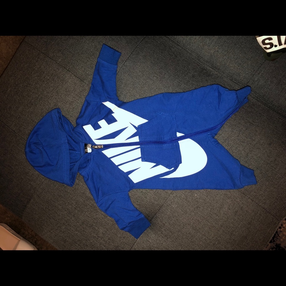 One piece Nike